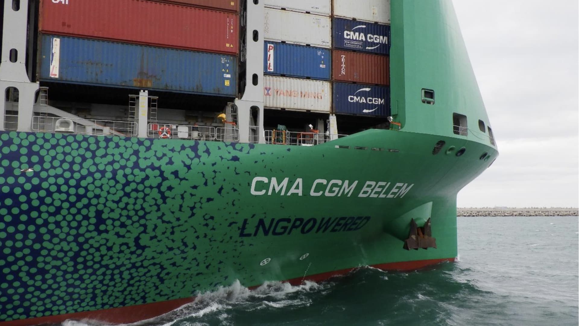 Strategic Maritime Consulting background 3