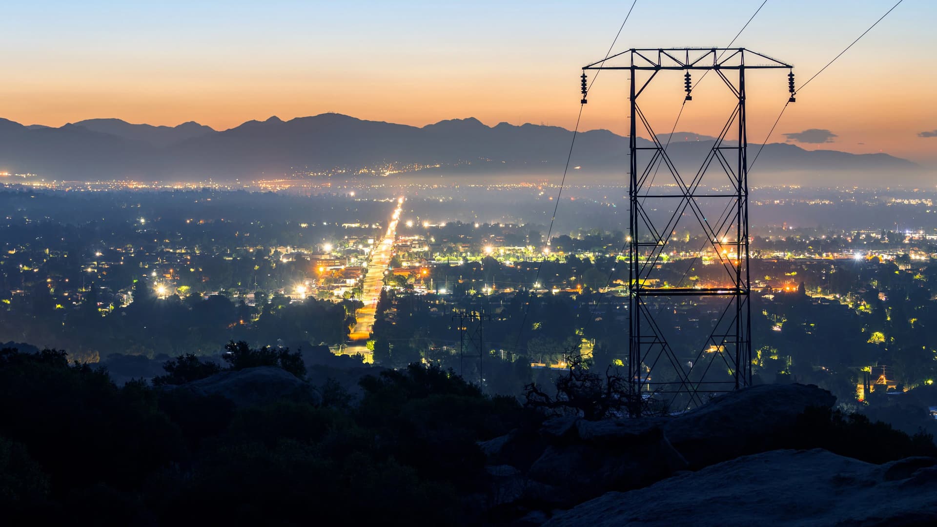 Power Transmission and Distribution background 2