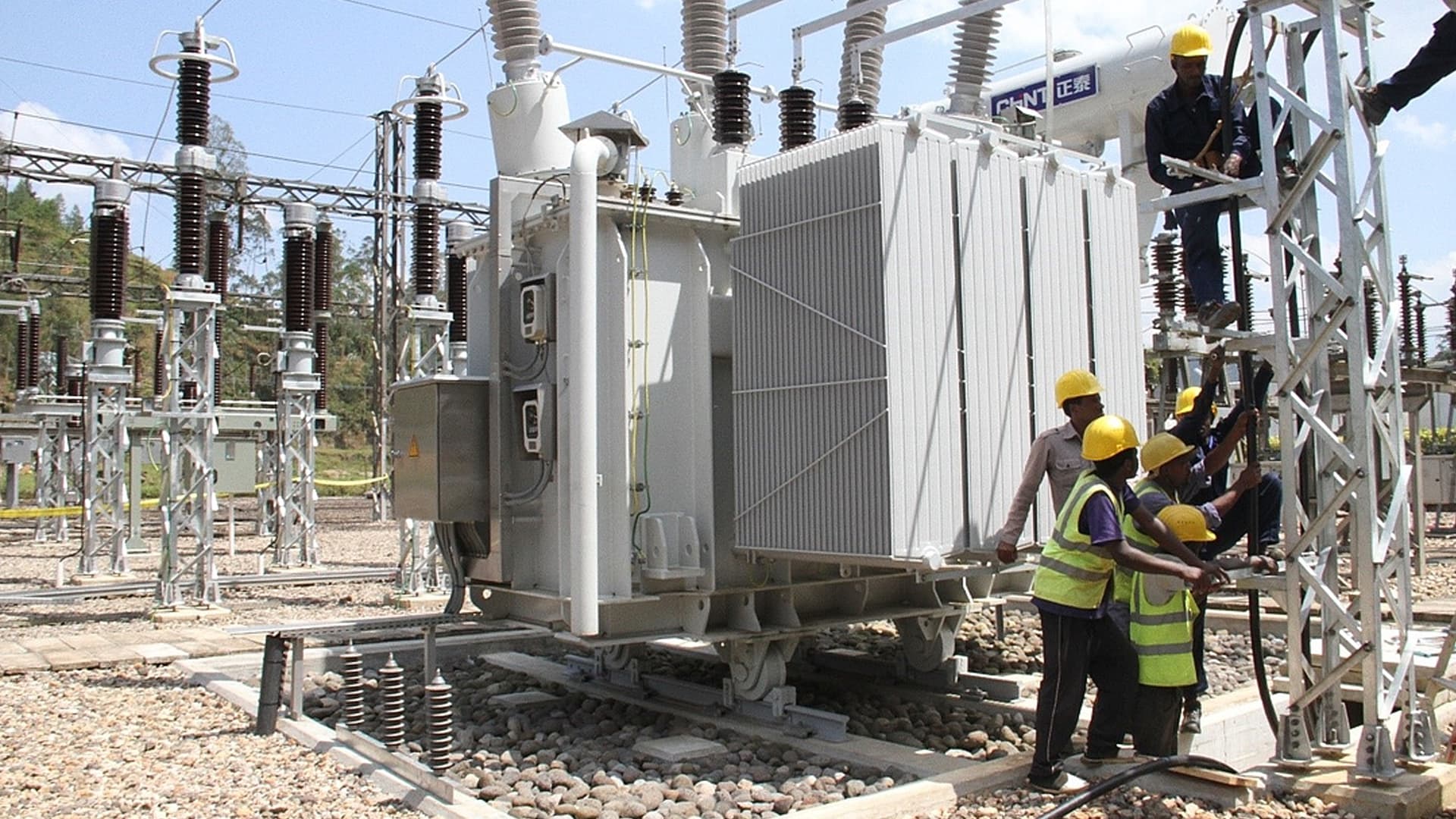 Power Transmission and Distribution background 3