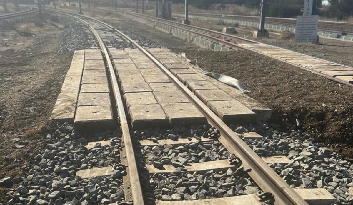 Rail engineering slider image 4